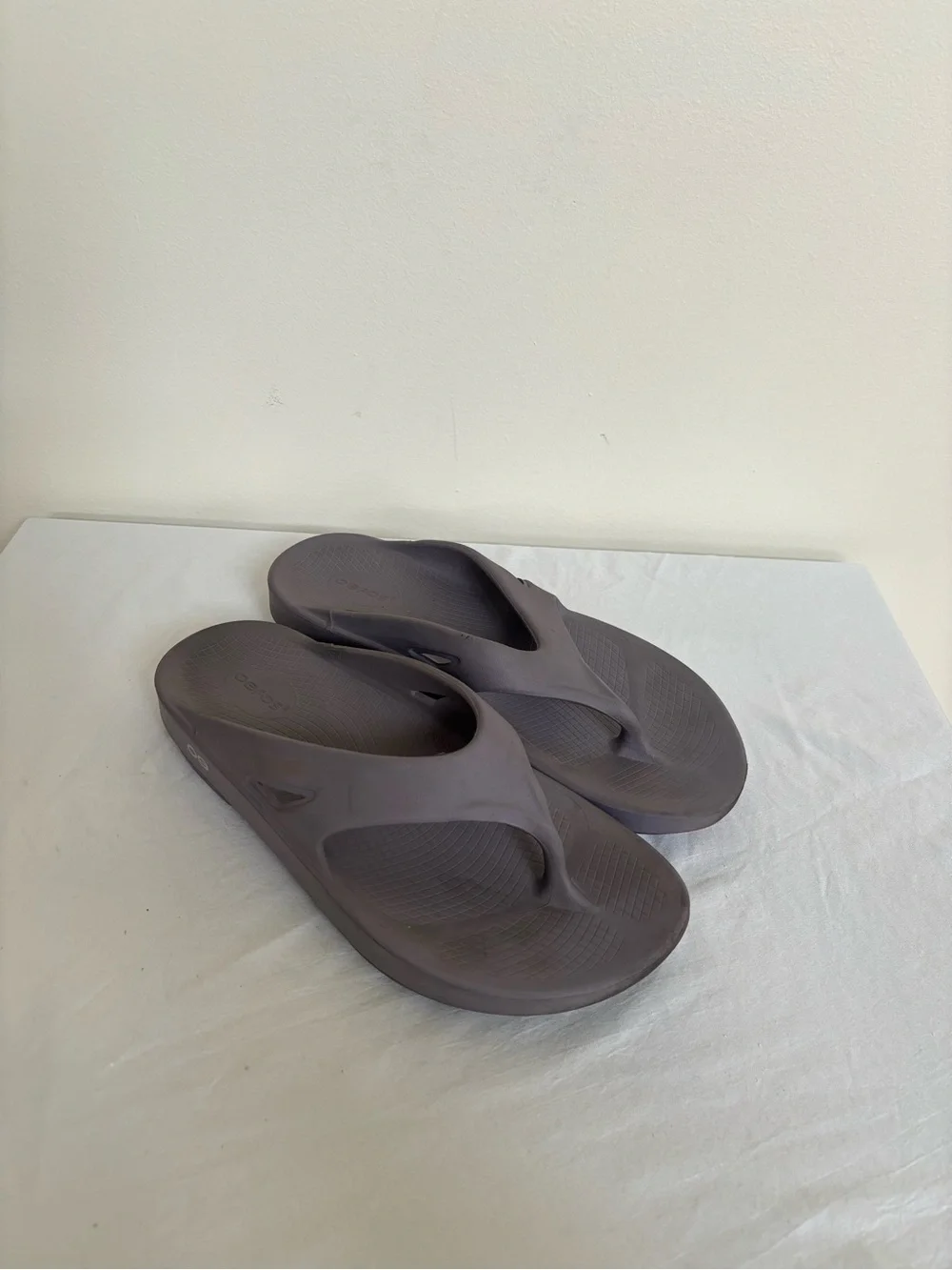 OOFOS OOriginal Recovery Sandals Slate Sz 10 Mens/ 12 Womens